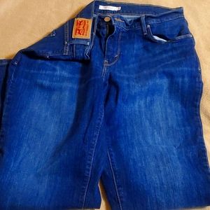 Levi's women's jeans